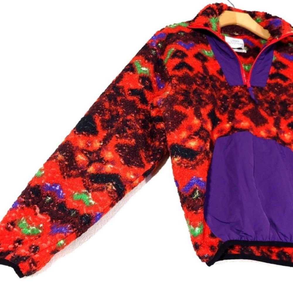 Urban Outfitters Sherpa 1/4 Zip Red Fleece Pullover, Small. - Picture 7 of 9